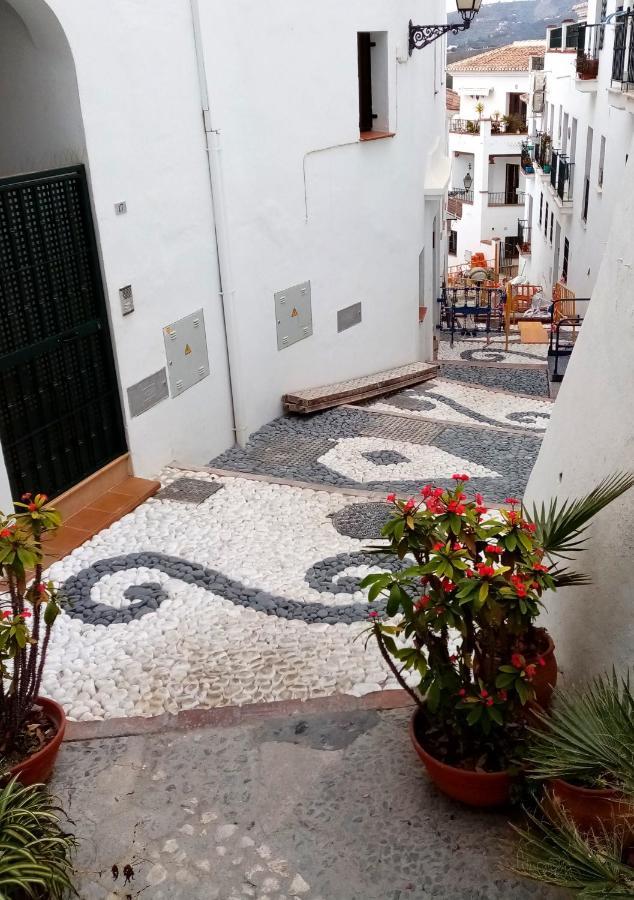 Atico Frigiliana Apartamento Exterior foto