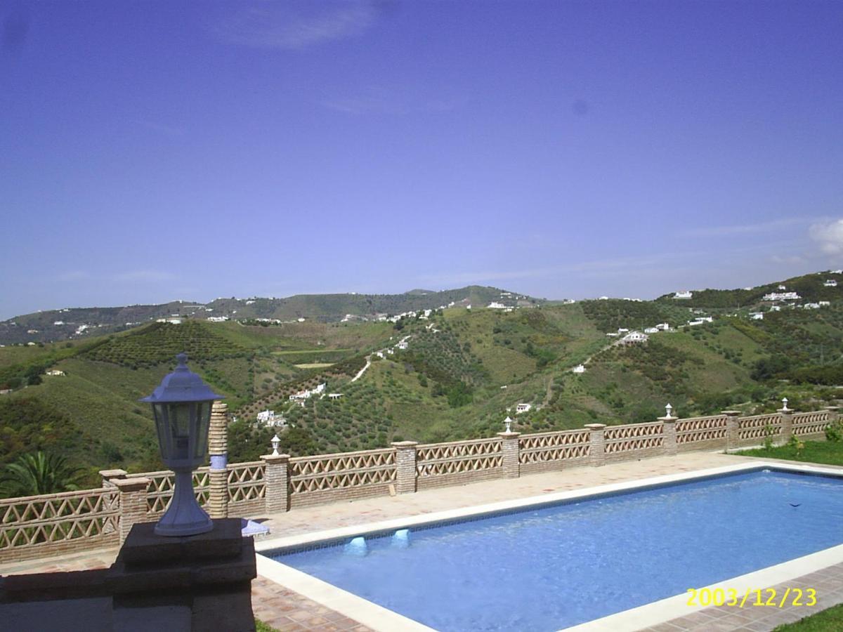 Atico Frigiliana Apartamento Exterior foto