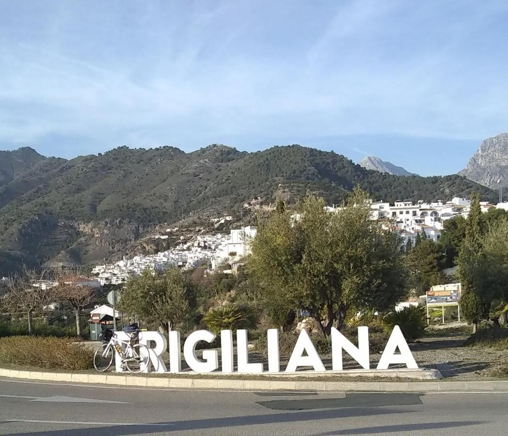 Atico Frigiliana Apartamento Exterior foto